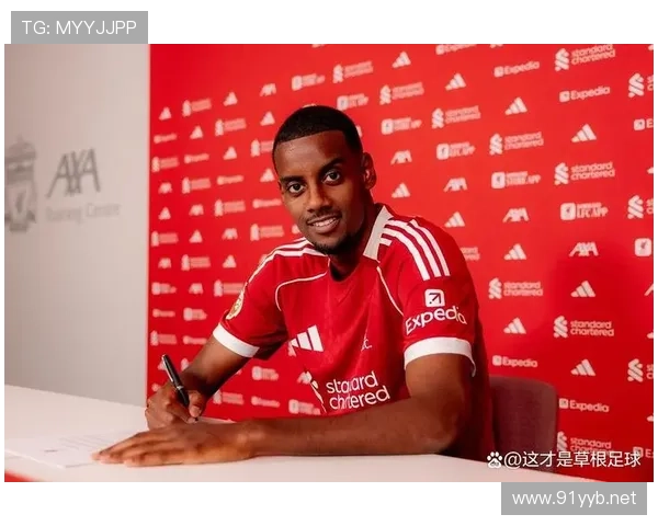 伊萨克在多特失败原因：战术适配与机会把握分析